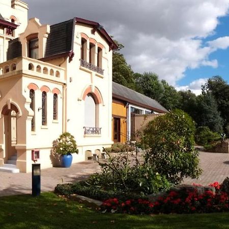 Le Manoir De La Mantille Caudry Exterior photo