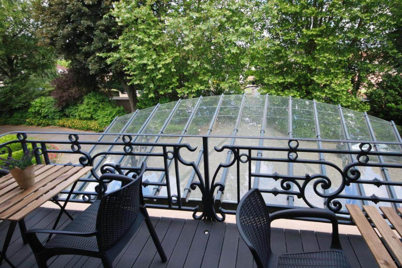 Le Manoir De La Mantille Caudry Exterior photo